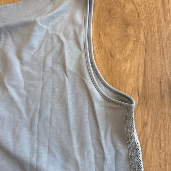 Hanro Pale Blue Knit V-Neck Sleeveless Top - Picture 13 of 13